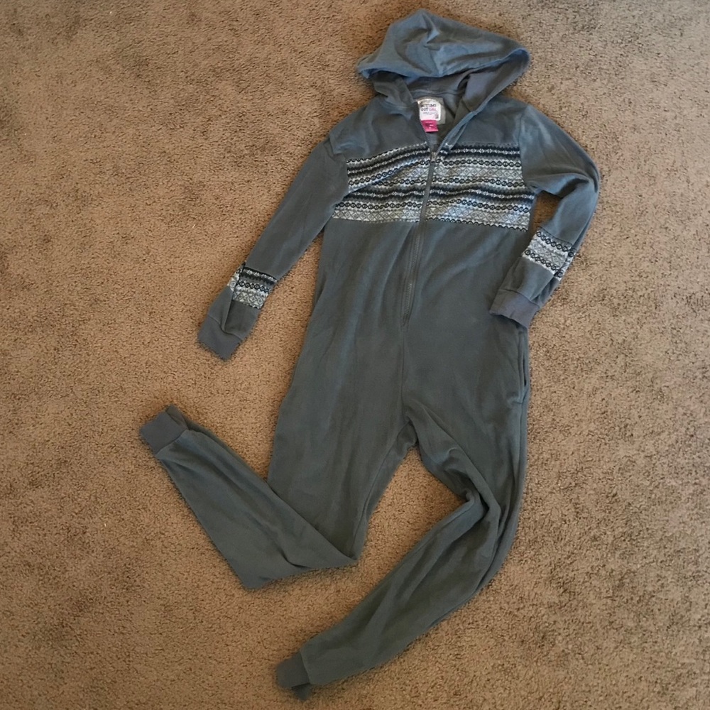 soft grey onesie pajamas!